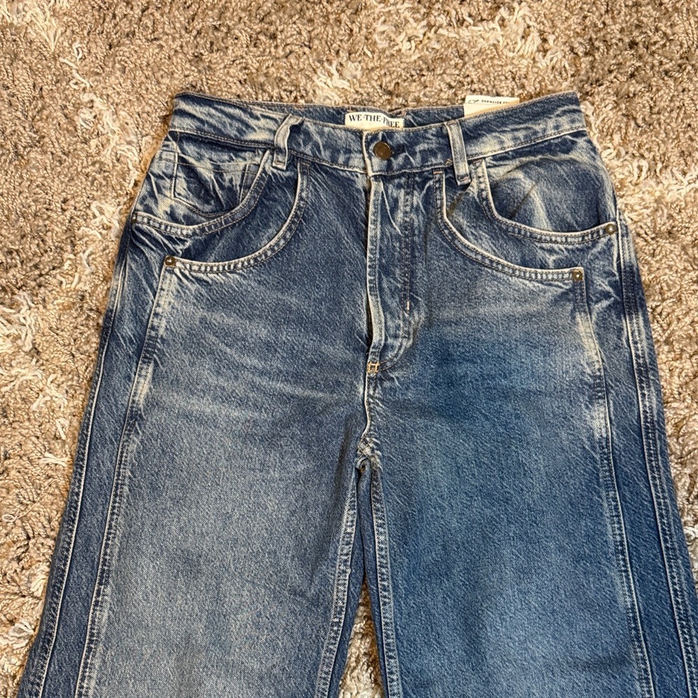 NWOT We The Free Final Countdown Low Rise Cuffed Boyfriend Jeans size 25 - Picture 4 of 15